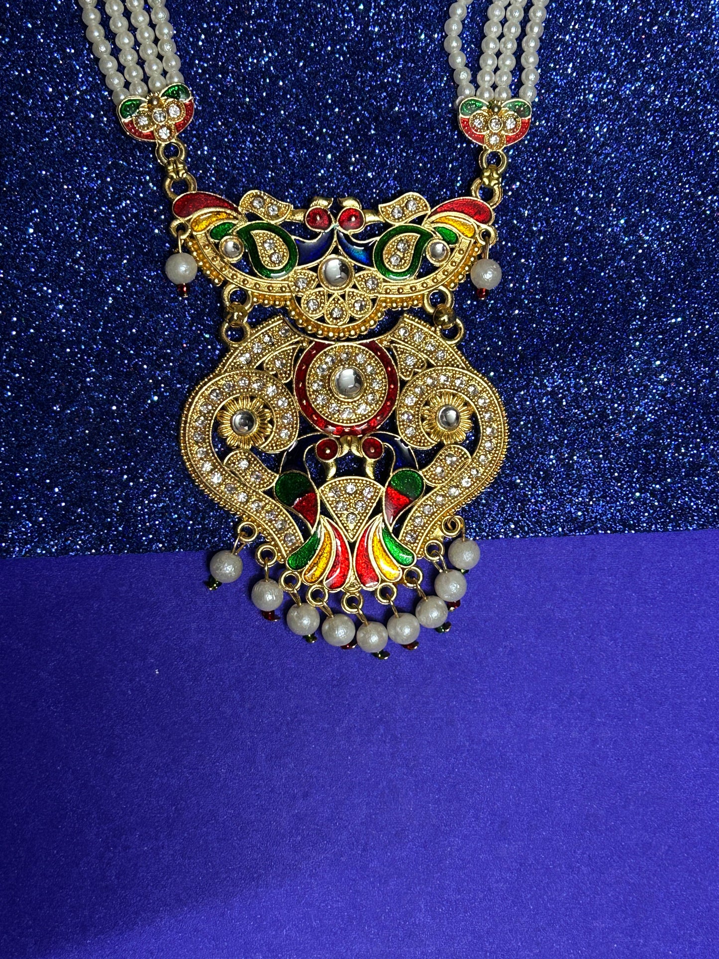 Diamond with mina work raani haar